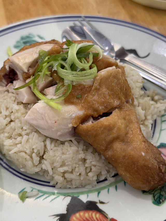 Hearty Comfort in Historic Melaka: A Tasty Stop at Din Fung Kee Kota Syahbandar