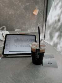 Shade Cafe – ความสงบในสไตล์โมเดิร์นลอฟท์กลางม.อุบล