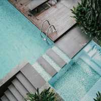 Urban Sophistication Meets Tranquil Comfort