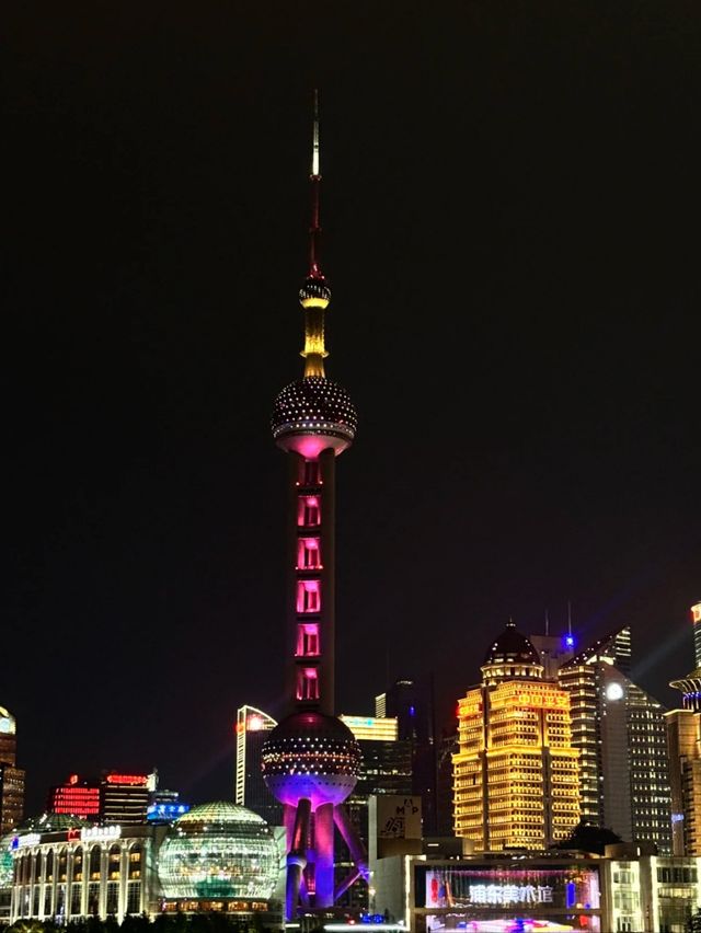 Shanghai on Budget: Catching The Bund’s Best Views