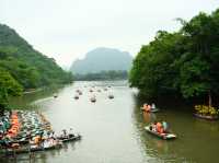 Trang An - A peaceful ride through time and limestone ⛵