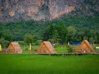 🌾 นอนฟิน กินหมูกระทะ กลางทุ่งนาเขียว 🍃