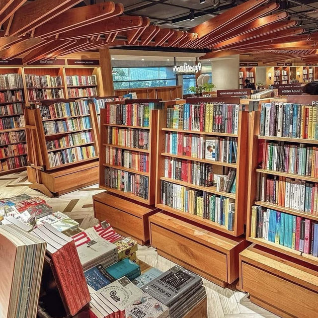 📚 Eslite Spectrum Summer Survival Guide