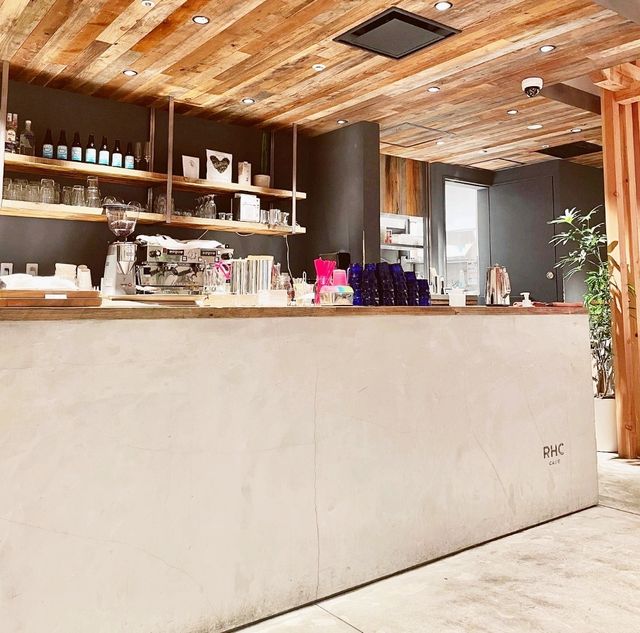 RHC Cafe Lazona