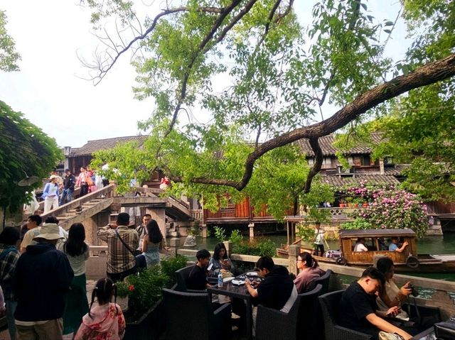 I refused to leave after visiting such a beautiful ancient town, Wuzhen