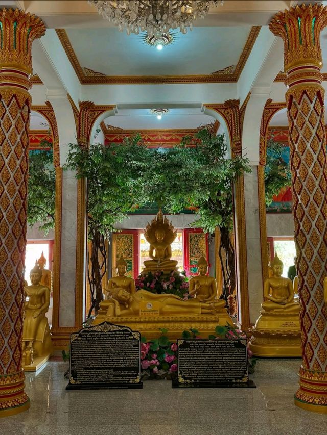 Temple Hopping in Phuket