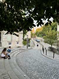 파리의 숨은 보석 같은 공간, 달리아 광장(Place Dalida)