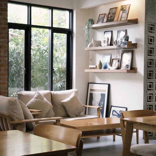 Nimby Coffee House – คาเฟ่สไตล์มินิมอล  N
