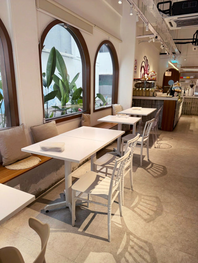 Don’t need 9 lives ; just visit The Ninth Cafe . 