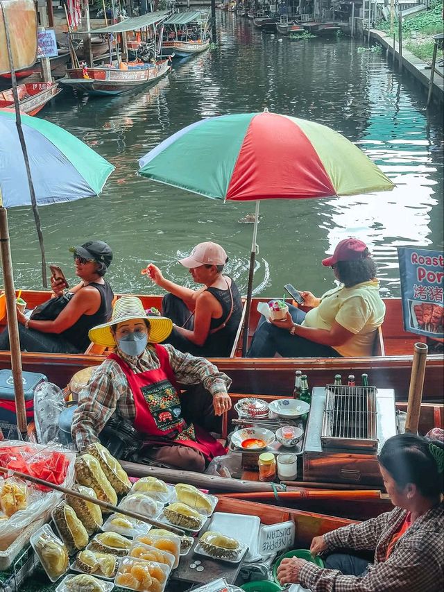 Boatloads of Fun at Damnoen Saduak Floating Market