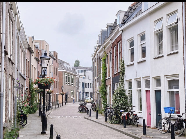 Utrecht: The Charming Heart of the Netherlands! 🇳🇱✨
