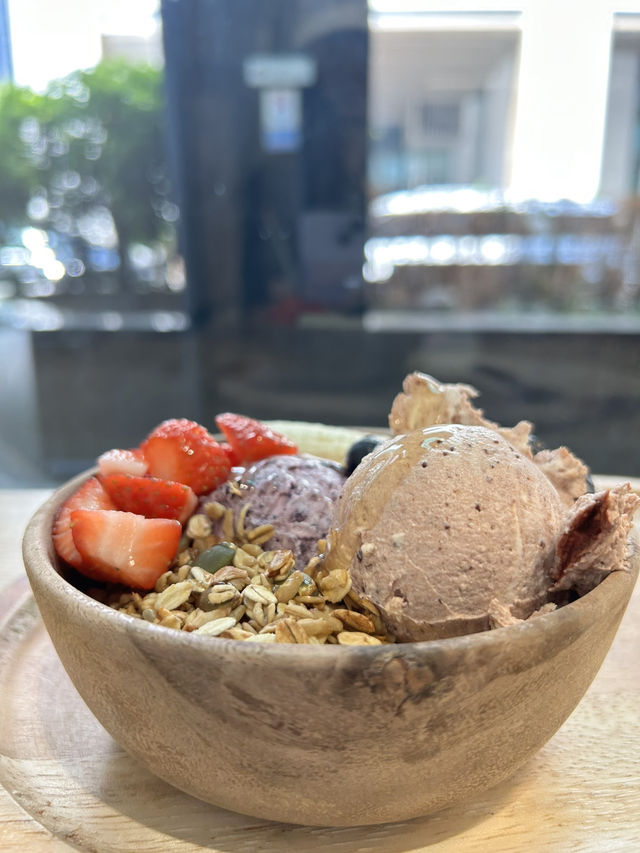 【韓国・江南】朝ごはんにもぴったりなギリシャヨーグルトカフェ🍓✨