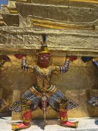 The Radiance of Wat Arun: Bangkok’s Temple of Light