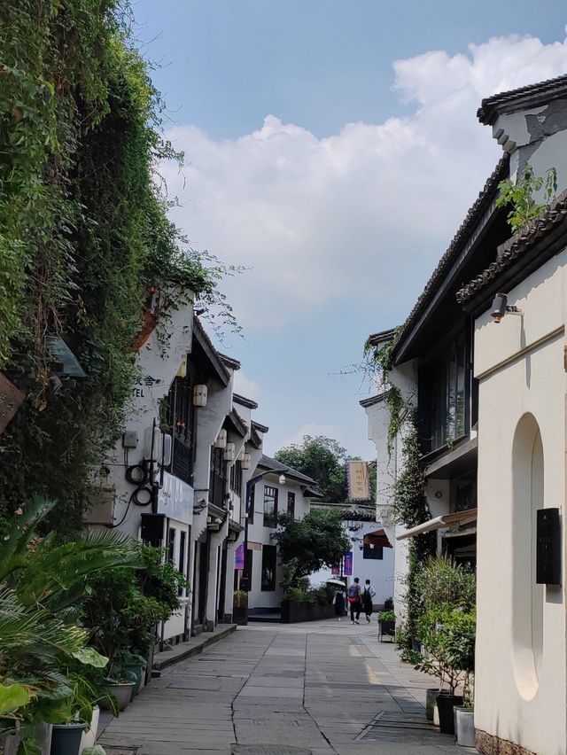 Qinghefang Street 🏘️ 