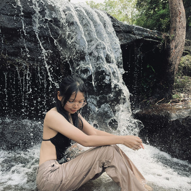 น้ำตกภูผายล