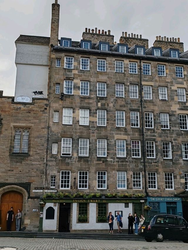 The Royal Mile: Edinburgh's Historic Artery