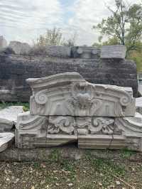 🏝️ A Glimpse into Immortal Realms: Fanghu Shengjing at Summer Palace☯