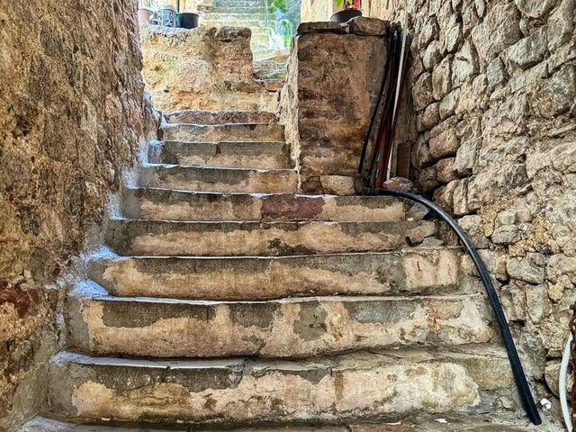 Perast: Montenegro’s Timeless Seaside Gem 🏛️🌿 Perast: Montenegro’s Timeless Seaside Gem 🏛️🌿
