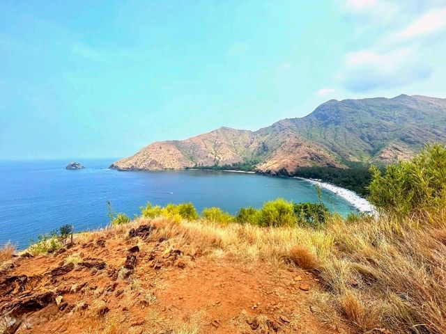 Anawangin Hilltop: Scenic Views of Zambales Anawangin Hilltop: Scenic Views of Zambales
