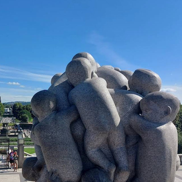 Vigeland Park – Oslo’s Monumental Canvas of the Human Spirit