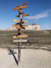 Kazakhstan Trip: Walking in the Karynzharyk Hollow Desert