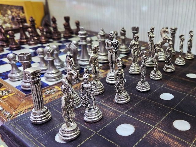 Chess Meets Art: Hidden Handcrafted Treasures in Süleymaniye ♟️🪙 Chess Meets Art: Hidden Handcrafted Treasures in Süleymaniye ♟️🪙
