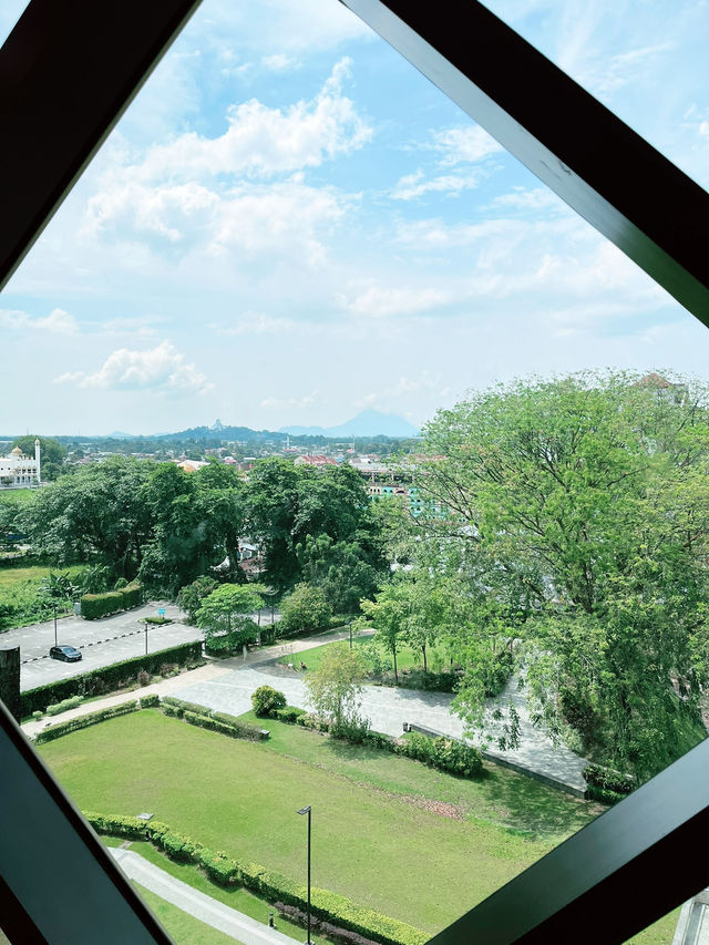 Discover Borneo’s Rich Heritage at the Borneo Cultures Museum