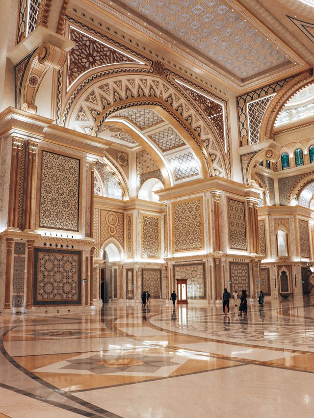 Qars Al Watan | Abu Dhabi