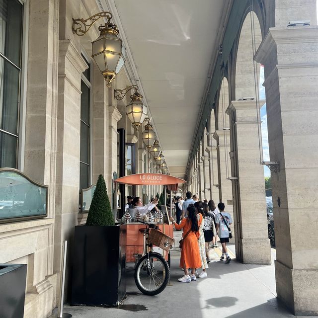 Happy Caffe - Paris 