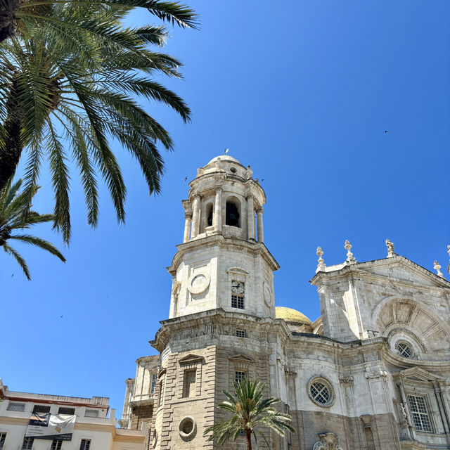 Cadiz day trip ⛴️🌴🎠