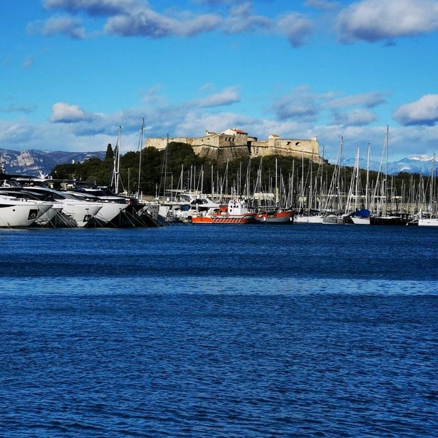 Mediterranean Magic: Antibes' Hidden Beach Paradise
