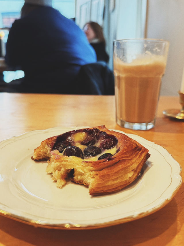 Cozy Escape in Bergen: Solros Cafe & Bakery🥐