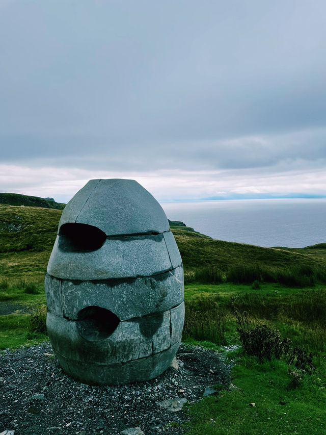 Epic Ireland Road Trip: Nature’s Wonders & A Stop in Derry 🌿🚗