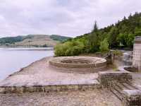 🚞💧 Manchester to Ladybower Dam: A Scenic Reservoir Day Trip