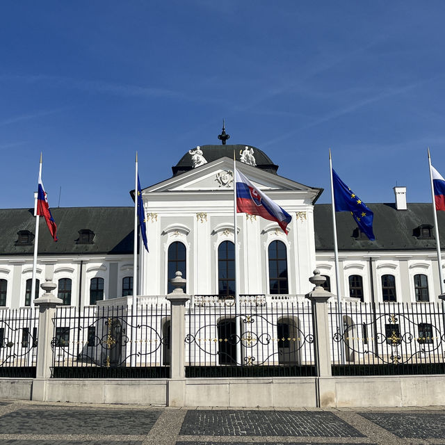 🇸🇰斯洛伐克布拉提斯拉瓦-格拉蘇爾科維奇宮