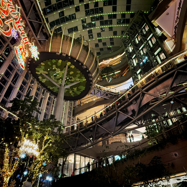 🇨🇳🔥 Budget Travel in Chongqing — Spice Up Your Trip Without Burning Your Wallet! 💰🍲