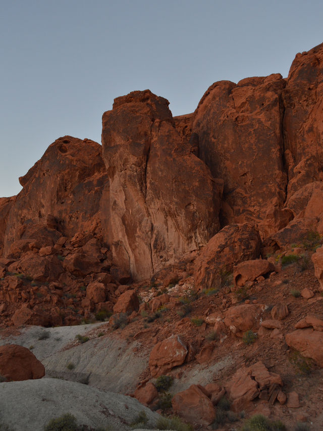 Valley of Fire is a cool place in Nevada 