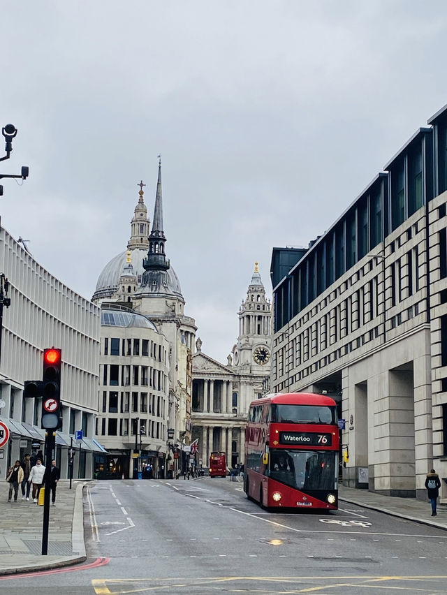 A Magical Christmas Stroll Through London