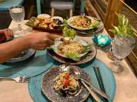 DINNER WITH A VIEW AT LION’S SUNSET LOUNGE – EL NIDO’S BEST-KEPT SECRET 🌅🍷  