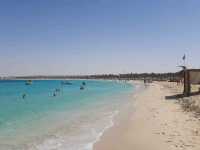 หาดสวย น้ำใส อัลมาร์ซาร์ "Long beach almaza bay"
