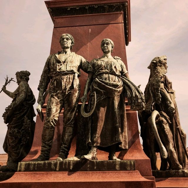 Helsinki’s Churches – Where Architecture Meets Tranquility ⛪❄️