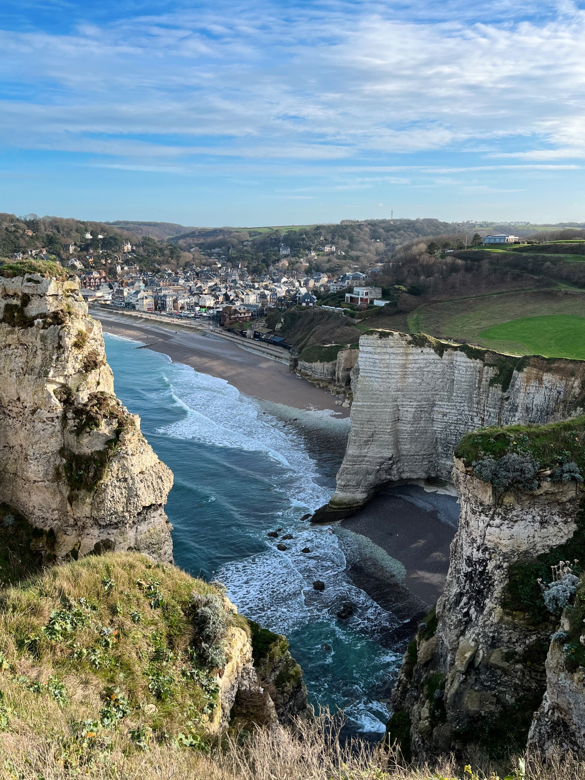 Etretat: destinasi yang wajib dikunjungi di Prancis