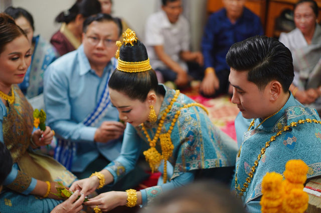 Laos Travel Guide: Encountering a Traditional Lao Wedding