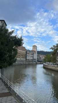 My travel experience in Bilbao, the main character