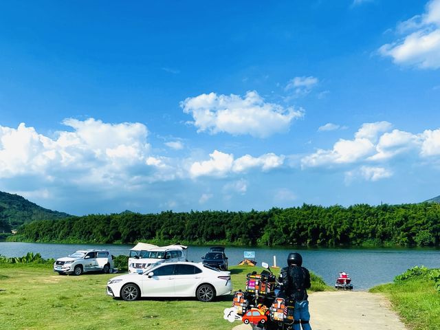 廣州露營無人打擾的山畔湖景