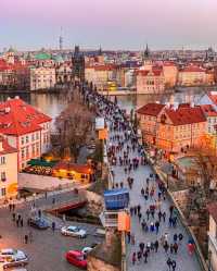 🇨🇿 15 things to do in Prague ❤️🛩️
(⬇️ Save for Later)