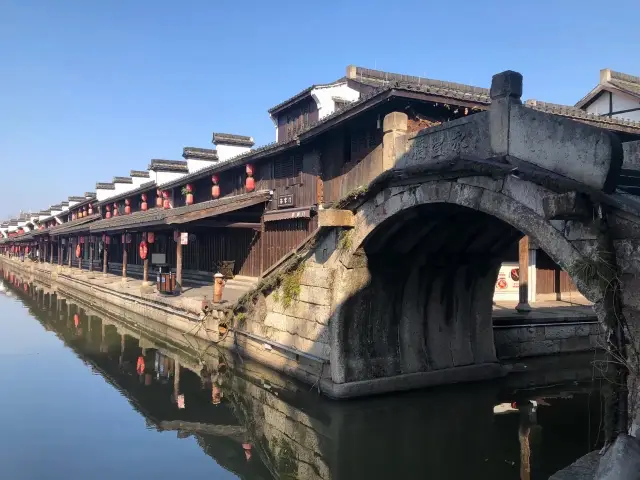 The myriad forms of life in the south of the Yangtze River: Keqiao Ancient Town