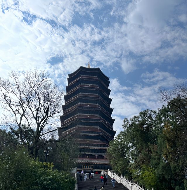 探索曲靖 | 登臨寥廓山，領略靖寧寶塔風采