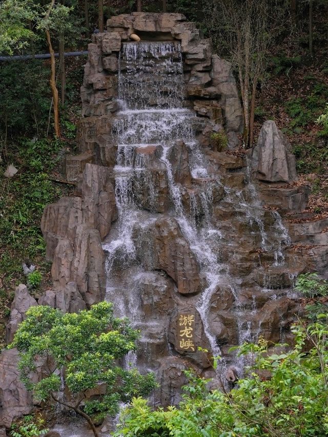 夏日炎炎，沉浸式體驗游龍峽漂流