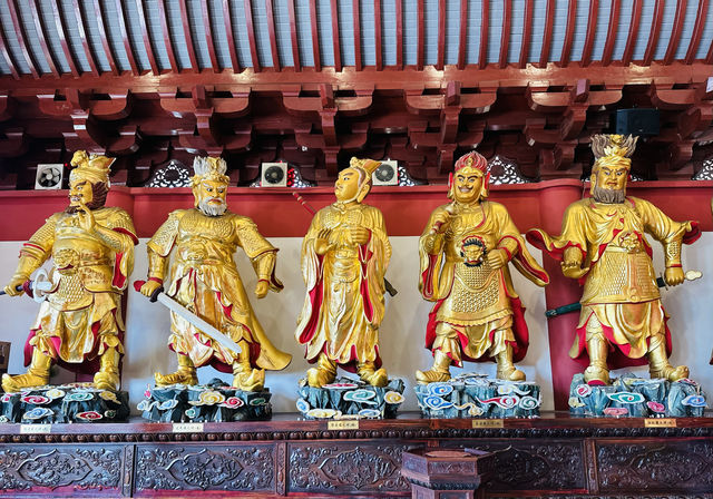 金山東蓮寺。